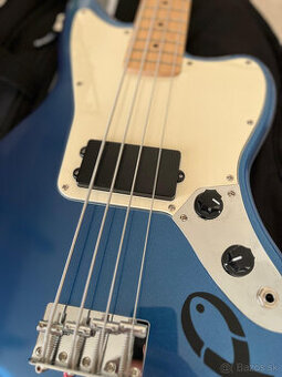 predam basgitaru Fender Squier Affinity Series Jaguar Bass