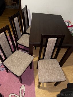Jedálenský set, stôl + 4 stoličky