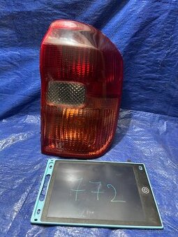 PRAVE ZADNE SVETLO TOYOTA RAV 4