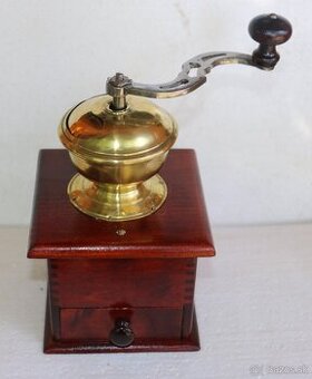 Starý mlynček na kávu II