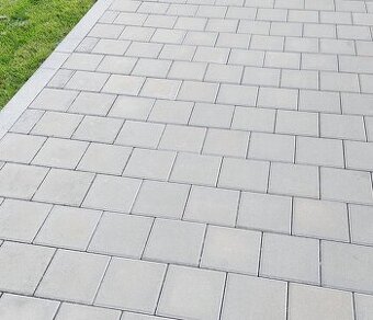 Zámková dlažba 20x20x6 cm