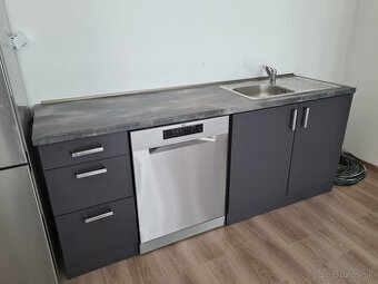 Kuchynska linka + drez a bateria