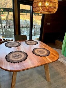 Jedalenský stôl 120cm masív