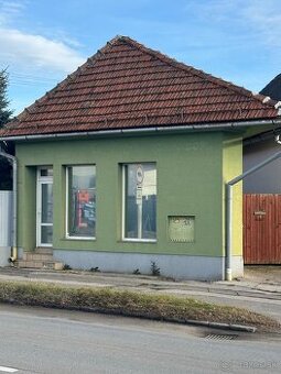 Dom na predaj v širšom centre mesta s pozemkom