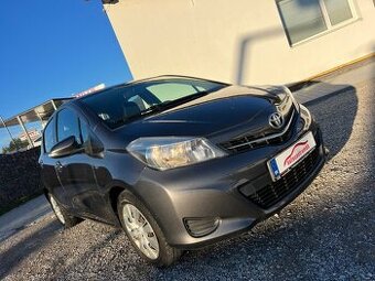 Toyota Yaris 1.33I Dual VVT-i Style - 1