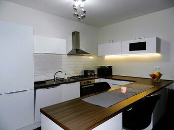 Predaj 3 izbového bytu Dunajská Streda, Záhradnícka ulica