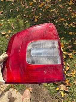 Zadne svetlo ľavé octavia 2 fl