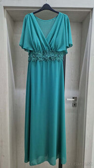 Predám spoločenské / plesové šaty