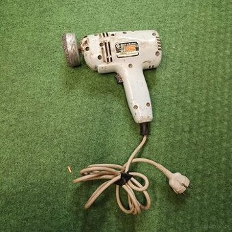 Brúska Black Decker