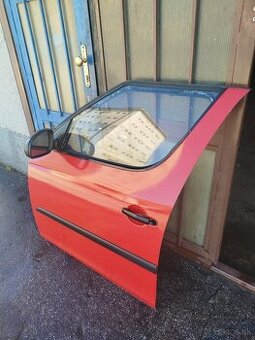 Predám predné ľavé dvere na škoda Roomster