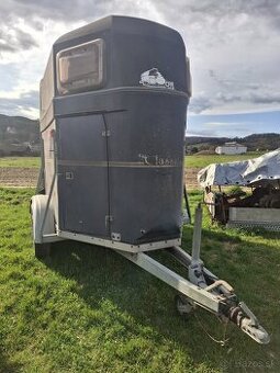 Prepravnik na kone