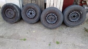 Predam plechove disky R16 s gumami