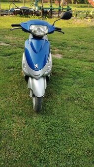 Skúter Peugeot 50cc