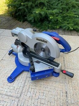 Pokosová píla - Metabo KGS 255