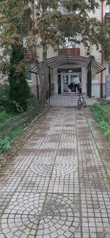 Prenájom 2 izbového bytu v lokalite Košice - Sever na Tolsté