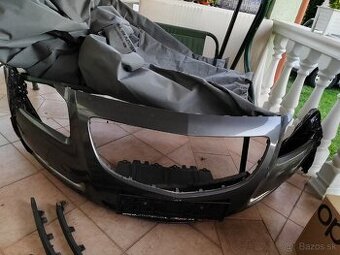 Opel insignia nárazník + diely