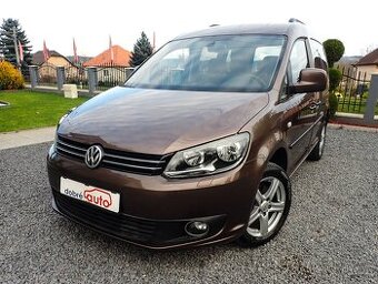 VOLKSWAGEN CADDY 2.0TDI 4x4 - 5MIEST - NAVI- VYHREV -ŤAŽNE