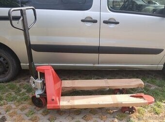 paletovy vozik 2500 kg