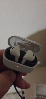 Nový Samsung Galaxy A25 5G - tyzden pouzivany v skle a kryte