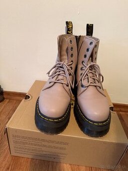 Predám Dr. Martens Jodan III