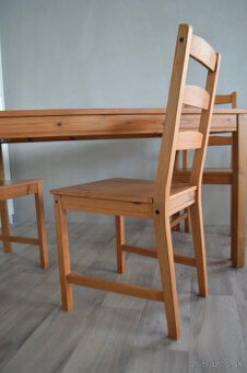 Stoličky IKEA JOKKMOKK z masívnej borovice