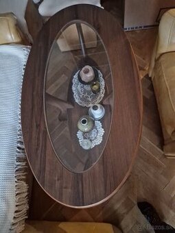 Predám konferenčný stolík so sklom