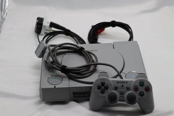 PS1 SCPH-7502 + originál analógový ovládač + káble