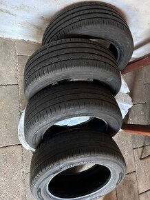 Nove letne pneu Hankook 235/55 R18