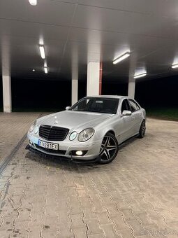 Mercedes-Benz W211 E 320 CDI 4matic 165kw