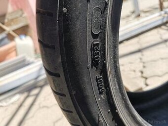 225/45 R17