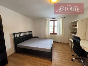 PRENÁJOM 2 izbového bytu v centre mesta Martin - Jesenského 