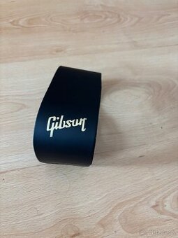 Gibson