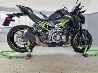 Kawasaki Z900