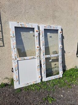Vchodové plastové dvere
