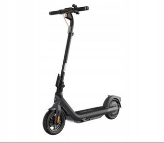 Ninebot KickScooter E2 Pro by Segway