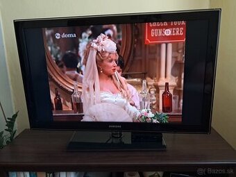 LCD televizor