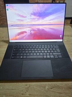 17 palcovy dell XPS 9710 s grafikou RTX 3050 16gb ram i7 pro