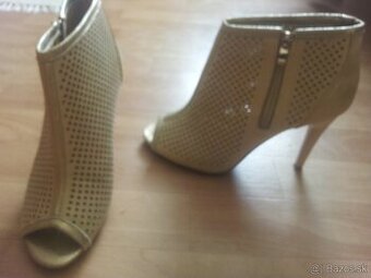 Lodicky Sergio Leone, tenisky Nike