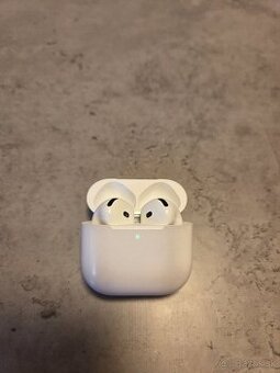Apple AirPods 4