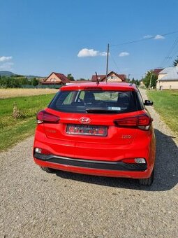 Rozpredám hyundai i20 - 1