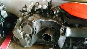 Predám prevodovkou na volkswagen sharan 1.9tdi 6 stupňovu