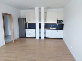 Prenajmeme 2 - izbový byt v Bratislave Rači. na Hagarovej ul