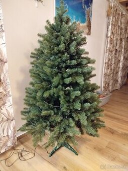 Vianočný stromček Full 3D