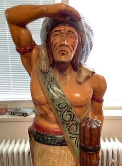 Stará dřevěná socha Indiána 180cm - 1