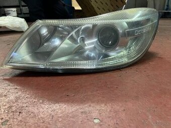 Predné svetlo ľavé na Octaviu 2 facelift - 1