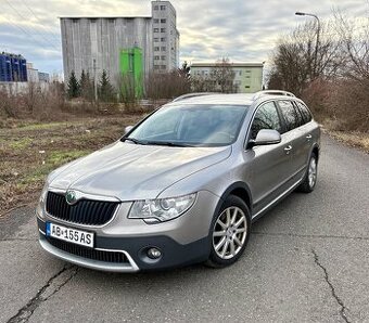 Škoda Superb Combi Scout 4x4 2.0 TDI 103kw DSG+ F1 2013 - 1