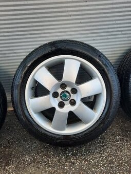 Elektróny Škoda r15 5x100