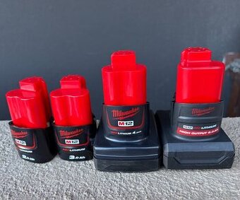 Milwaukee batérie M12 12V Li-ion - 2,3,4,5 Ah