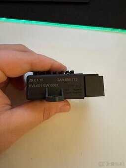 Riadiaca jednotka výhrevu sedadiel VAG 3AA95972