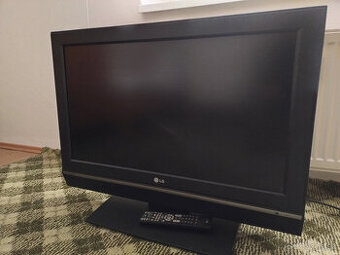 LG 32"